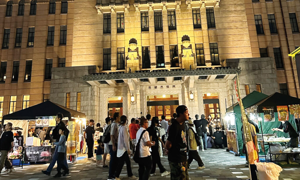 京都夜市の様子