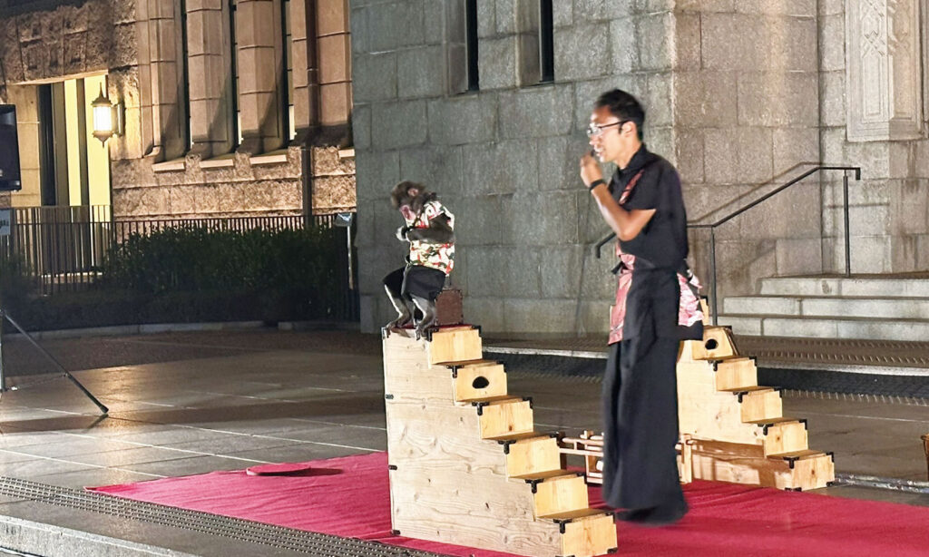 京都夜市の様子